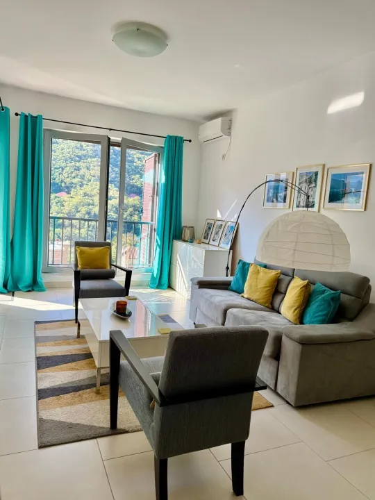 Sale, one bedroom apartment, 59m², Morinj, Kotor