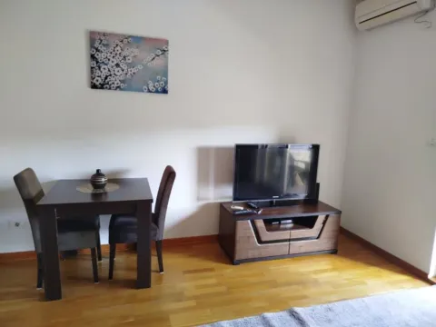 Rent, studio apartment, 31m², City Kvart, Podgorica - image 4