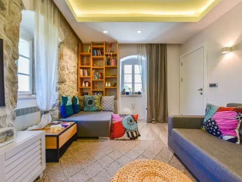 Prodaja, kuća, 150m², Radanovići, Kotor - image 8