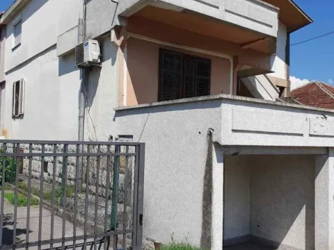 Sale, house, 358m², Dalmatinska ulica, Podgorica - image 5