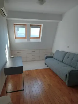Rent, two bedroom apartment, 75m², City Kvart, Podgorica - image 8