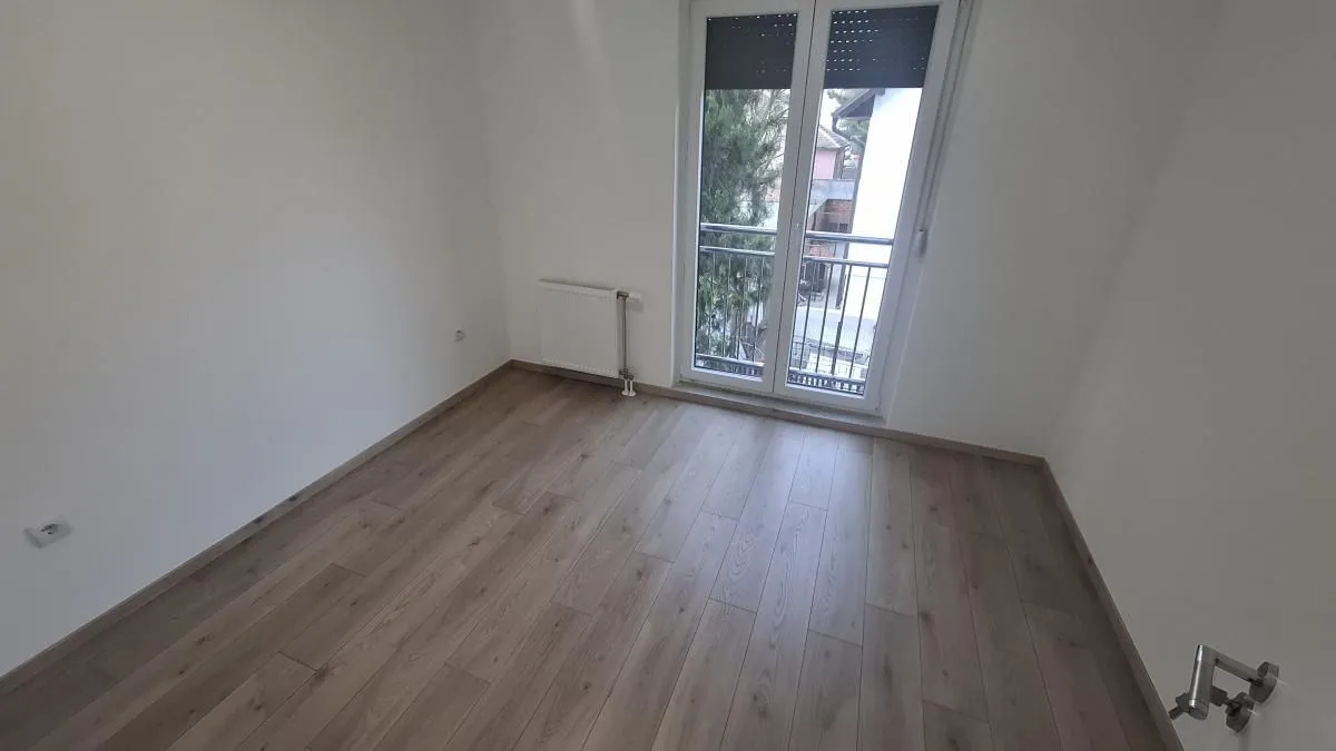 Izdavanje, četvorosoban stan, 88m², Telep, Novi Sad Sve Podlokacije