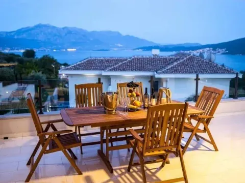 Prodaja, kuća, 490m², Đenovići, Herceg Novi - image 8