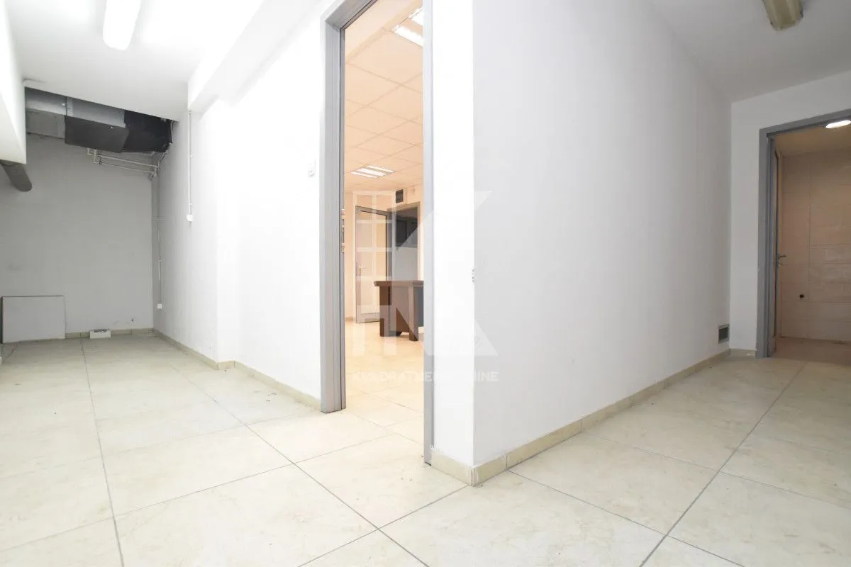 Rent, office space, 155m², Stari Aerodrom, Podgorica