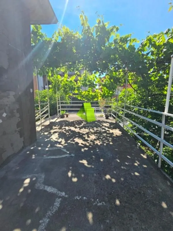 Sale, three bedroom apartment, 79m², Medijana, Niš
