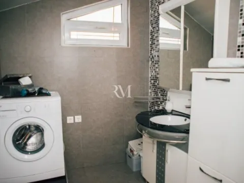 Izdavanje, dvosoban stan, 120m², Sveti Stasije, Kotor - image 13