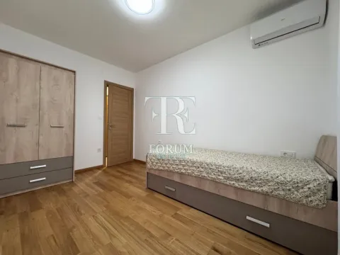 Izdavanje, dvosoban stan, 60m², City Kvart, Podgorica - image 11