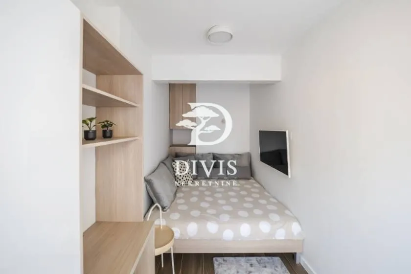 Prodaja, dvosoban stan, 60m², Crveni Krst, Beograd