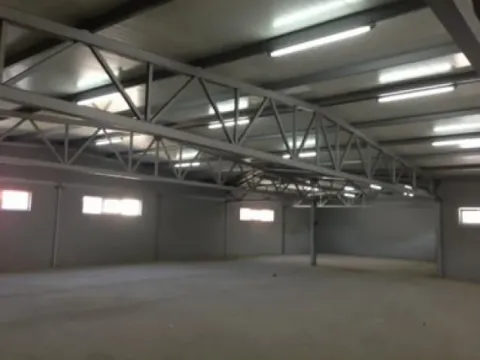 Izdavanje, poslovni prostor, 450m², Borča 1, Borča Sve Podlokacije - image 5