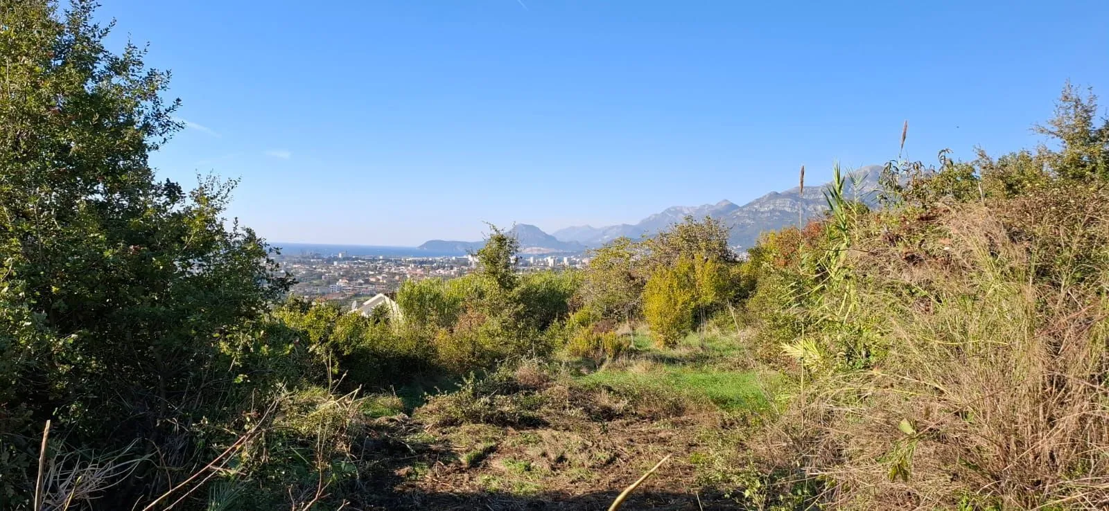 Prodaja, plac, 2300m², Bar, Crna Gora