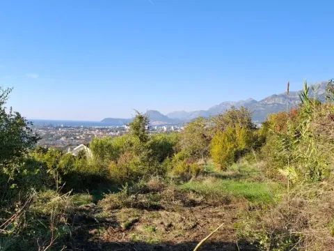 Prodaja, plac, 2300m², Bar, Crna Gora - image 1