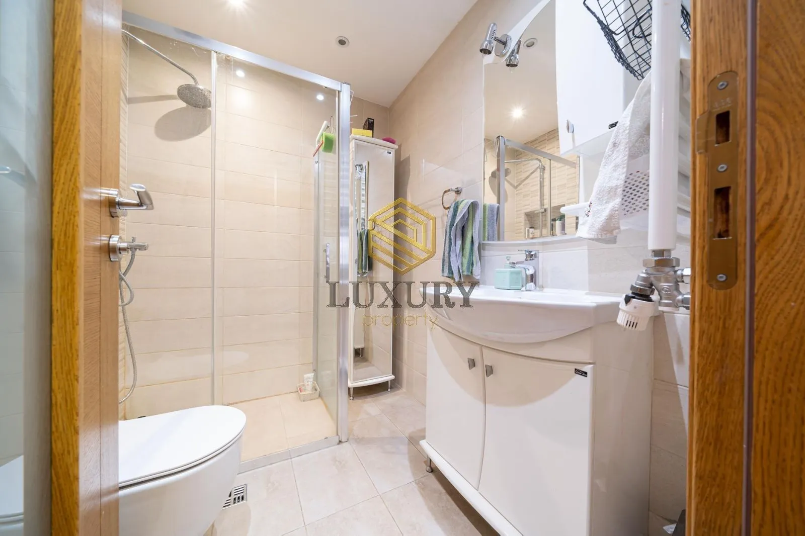 Rent, three bedroom apartment, 106m², 1 maj, Podgorica