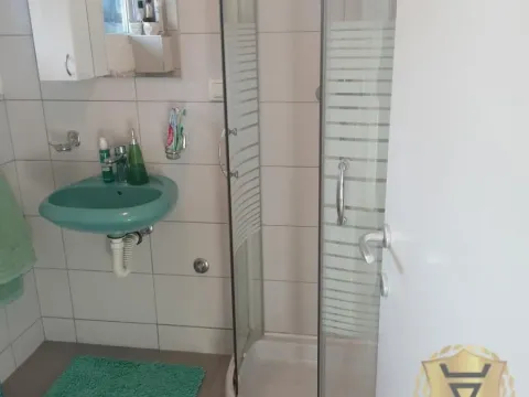 Izdavanje, četvorosoban stan, 85m², Farmaceutski Fakultet, Voždovac Sve Podlokacije - image 14