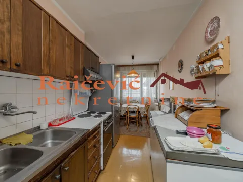 Sale, four bedroom apartment, 97m², Stari Grad, Beograd - image 7