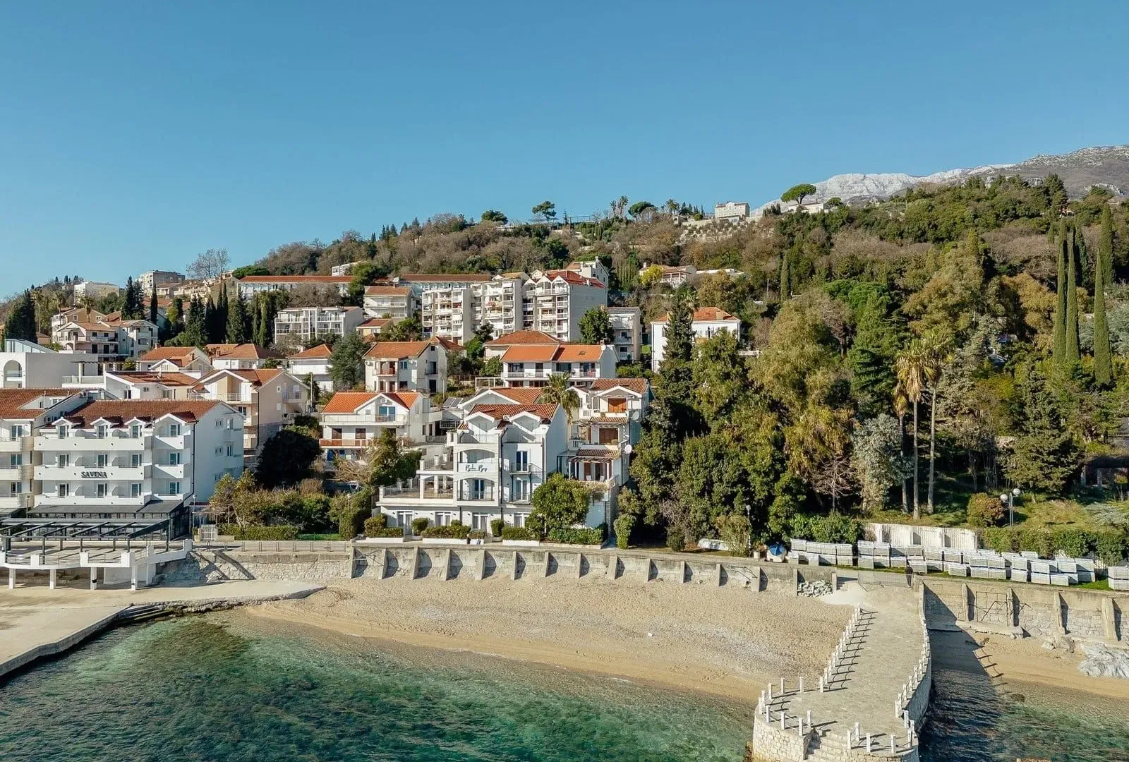 Prodaja, dvosoban stan, 130m², Savina, Herceg Novi