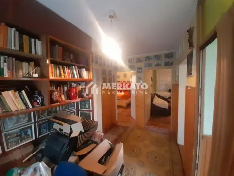 Prodaja, kuća, 196m², Duvanika, Zrenjanin - image 5