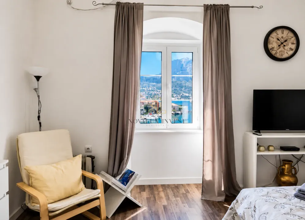 Sale, one bedroom apartment, 42m², Stari Grad Kotor, Kotor