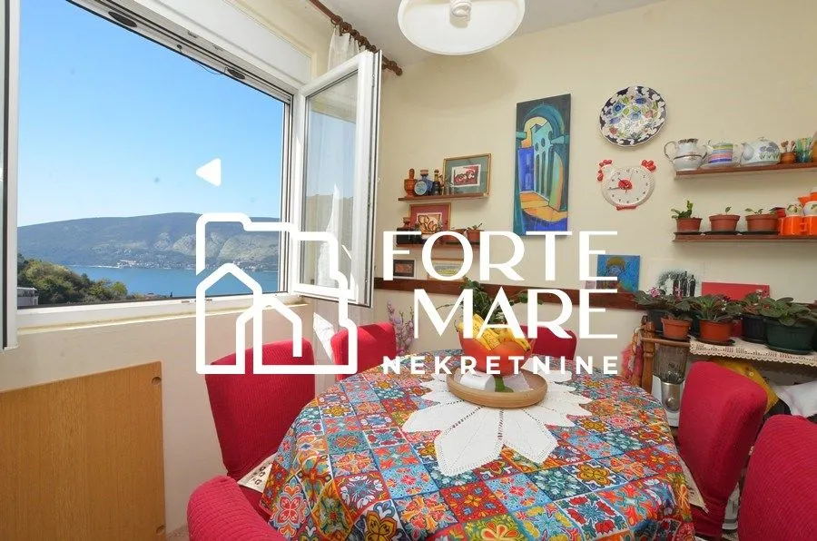 Prodaja, dvosoban stan, 68m², Topla, Herceg Novi