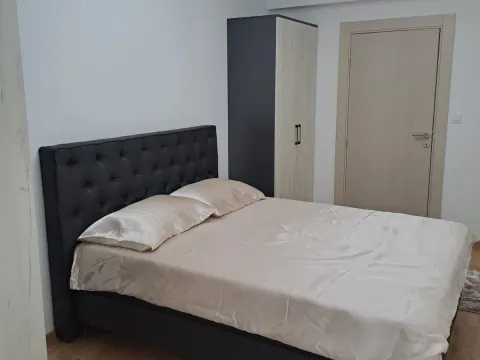 Izdavanje, dvosoban stan, 60m², Stara Varoš, Podgorica - image 15