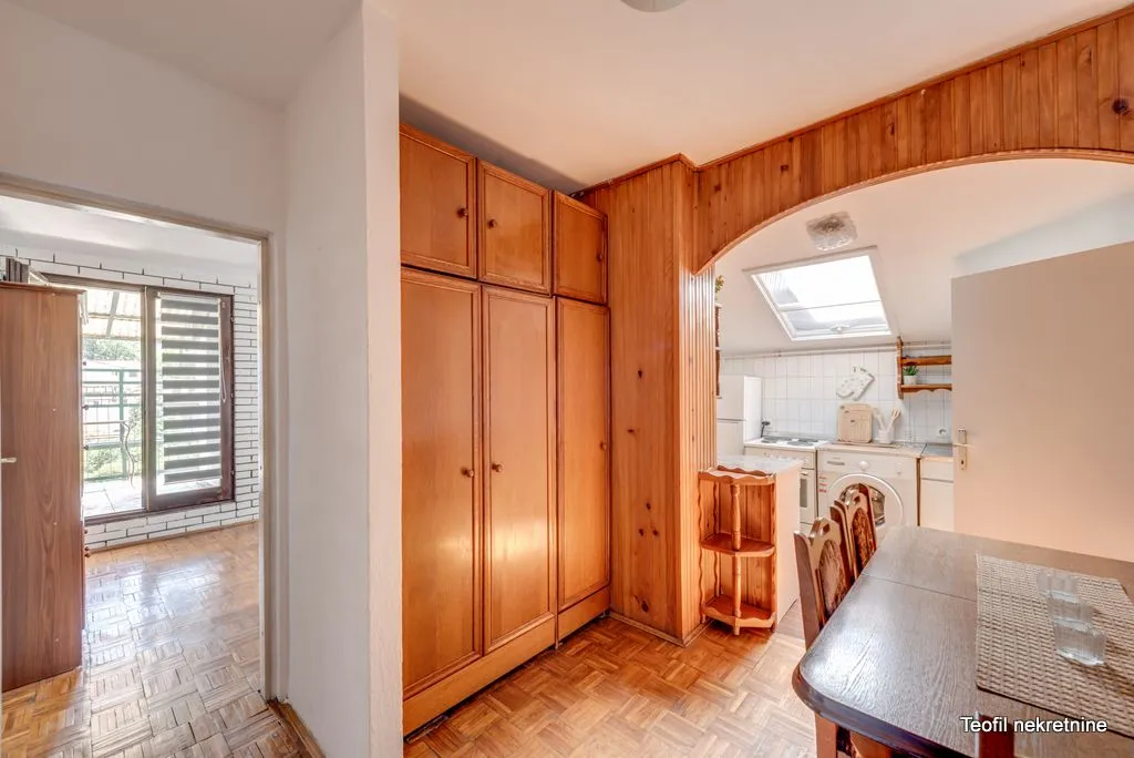Prodaja, trosoban stan, 105m², Centar, Kruševac