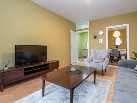 Sale, one bedroom apartment, 62m², Makedonsko naselje, Bar - image 12