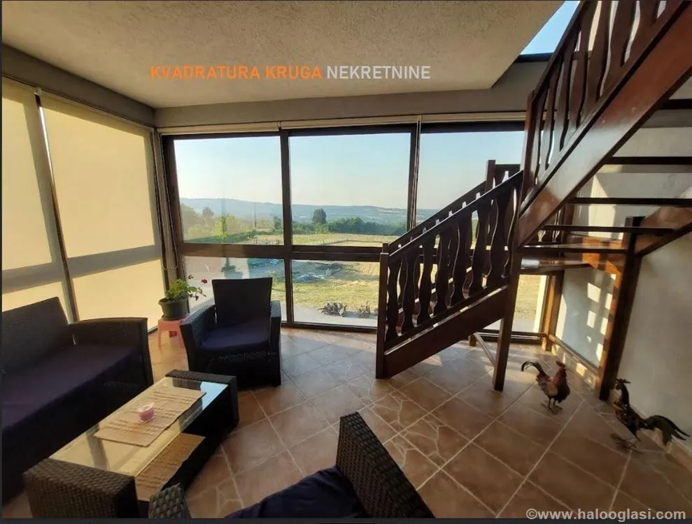 Sale, house, 325m², Sopot, Beograd