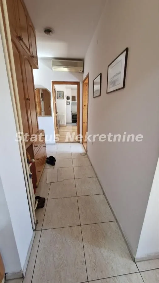 Prodaja, trosoban stan, 68m², Nova Detelinara, Novi Sad Sve Podlokacije