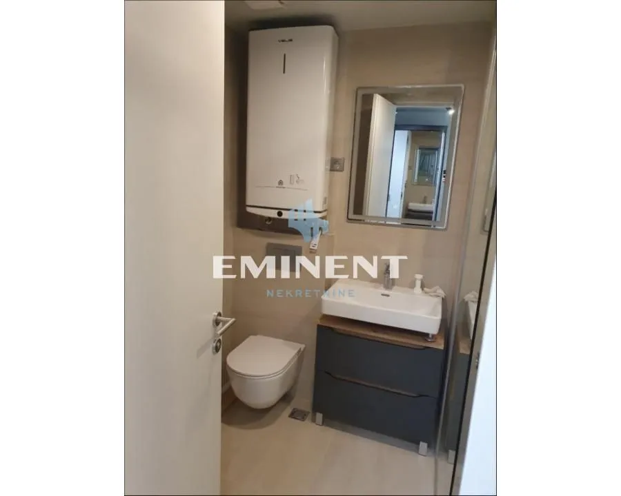 Izdavanje, jednosoban stan, 33m², Novi Beograd Blok 65, Novi Beograd Sve Podlokacije