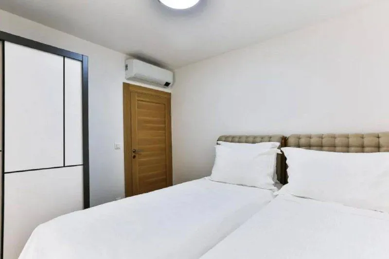 Rent, two bedroom apartment, 59m², Pržno, Budva