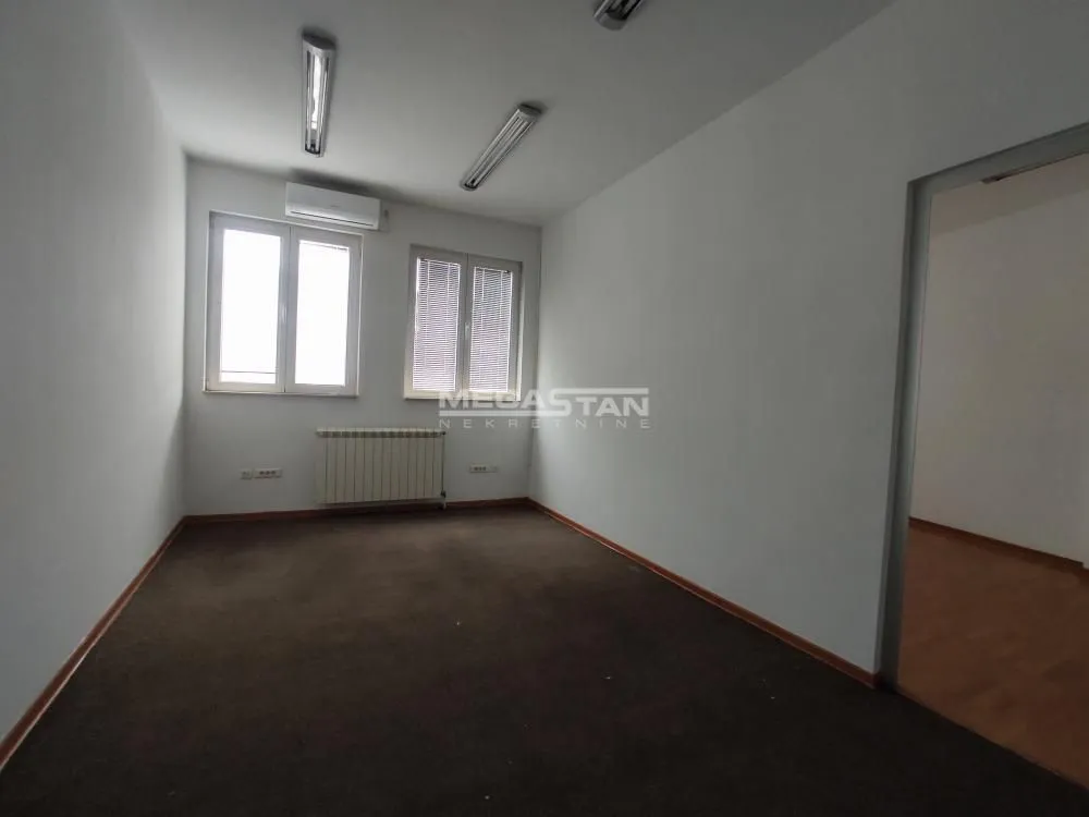 Rent, office space, 128m², Stari Grad, Beograd