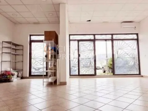 Rent, office space, 120m², Stari Aerodrom, Podgorica - image 5