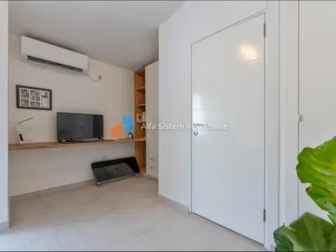 Izdavanje, dvosoban stan, 60m², Stari Grad, Beograd - image 23