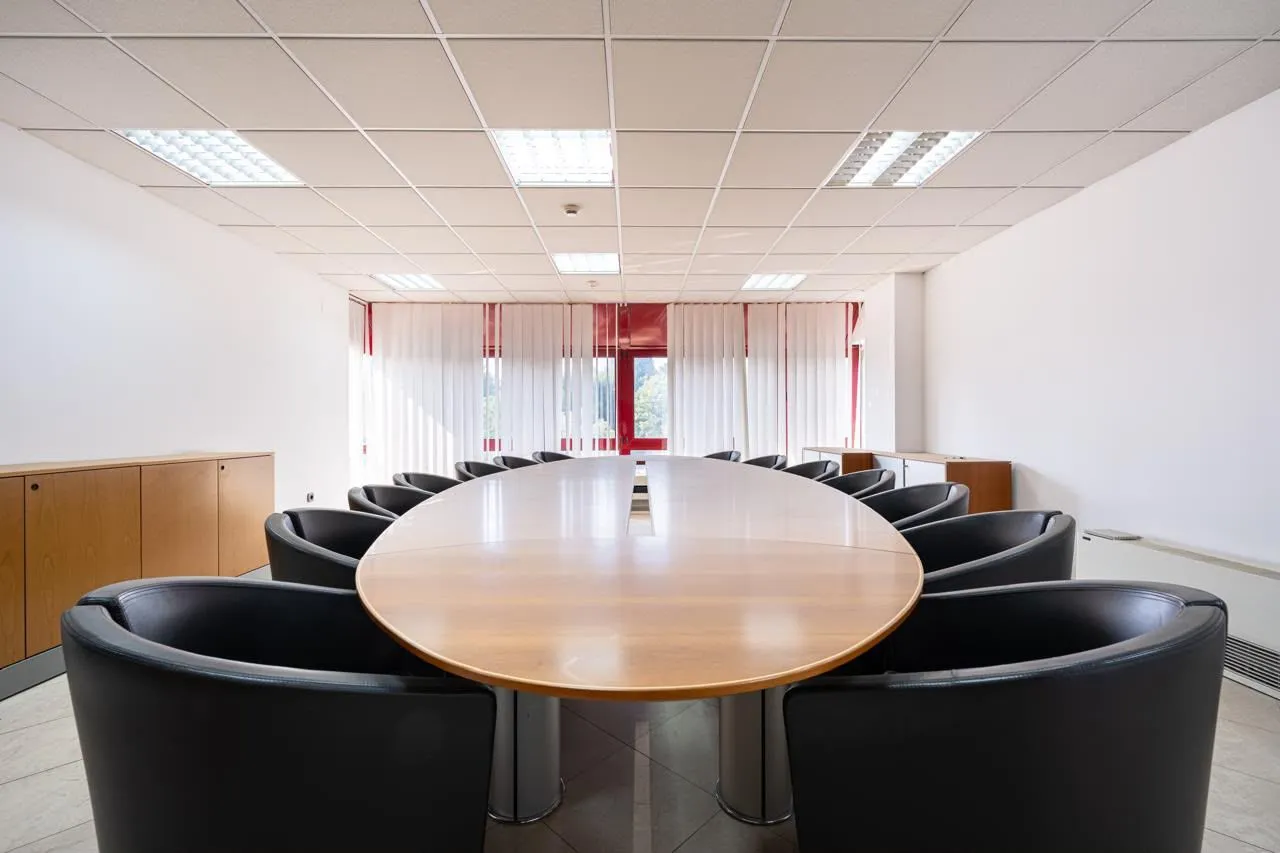 Rent, office space, 414m², Preko Morače, Podgorica