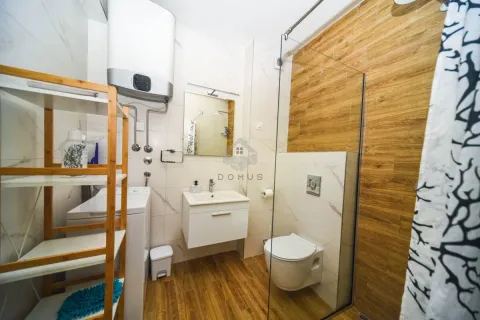 Izdavanje, jednosoban stan, 47m², Vezirov Most, Podgorica - image 8