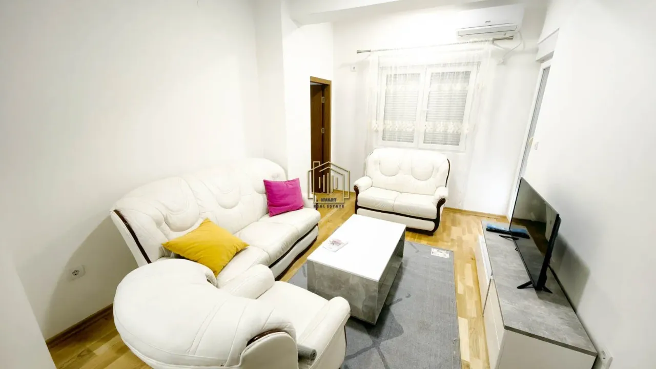 Izdavanje, dvosoban stan, 52m², Ljubović, Podgorica