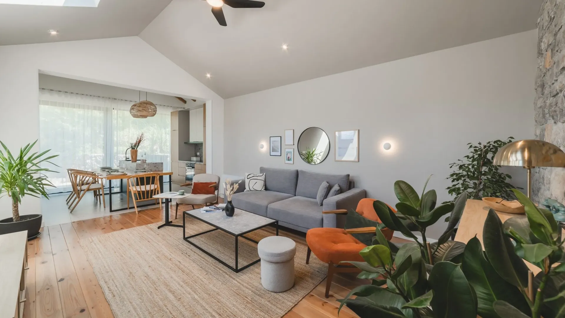 Rent, house, 520m², Đuraševići, Tivat