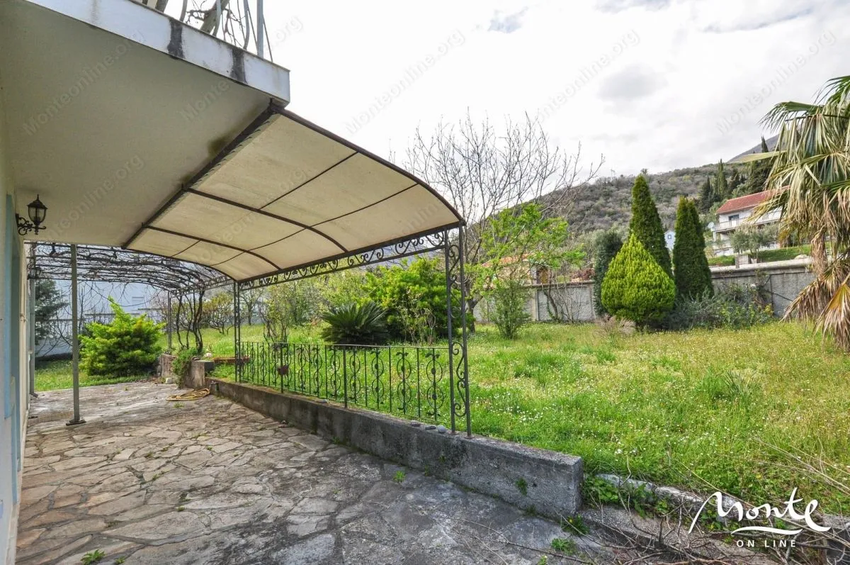 Prodaja, kuća, 181m², Bijela, Herceg Novi