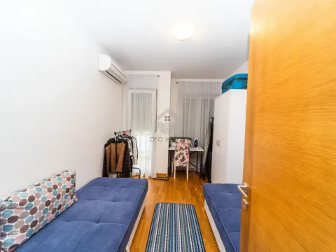 Prodaja, dvosoban stan, 64m², City Kvart, Podgorica - image 9