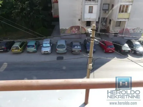 Izdavanje, dvosoban stan, 61m², Centar, Jagodina - image 13