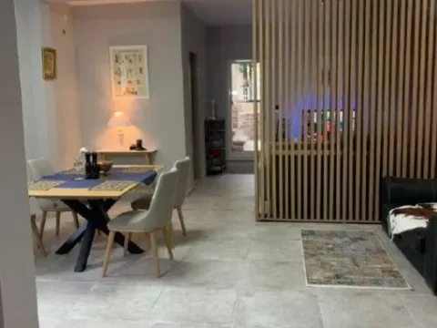 Rent, house, 175m², Risan, Kotor - image 3