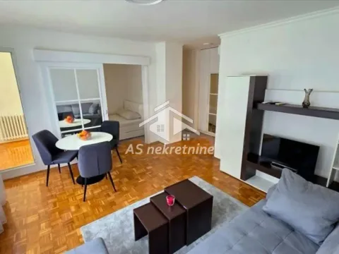 Izdavanje, dvosoban stan, 46m², Slavija, Vračar Sve Podlokacije - image 3