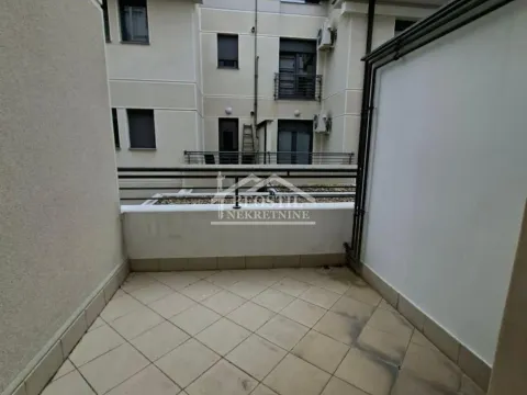 Rent, four bedroom apartment, 125m², Savski Venac, Beograd - image 14