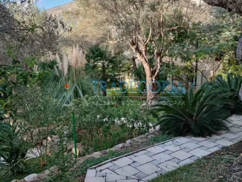 Prodaja, kuća, 350m², Bar, Crna Gora - image 19