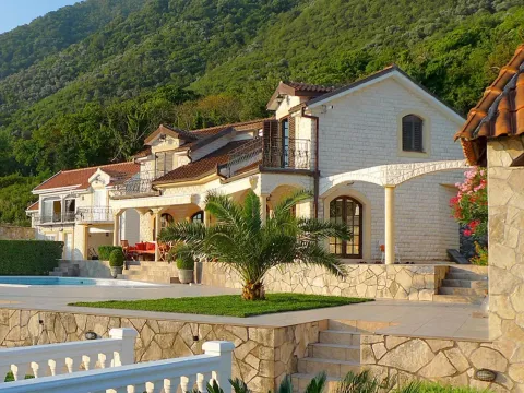 Prodaja, kuća, 278m², Stoliv, Kotor - image 26