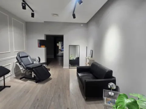 Izdavanje, poslovni prostor, 55m², Centar, Podgorica