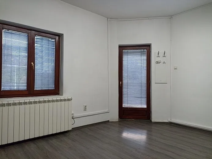Rent, office space, 220m², Retenzija, Beograd