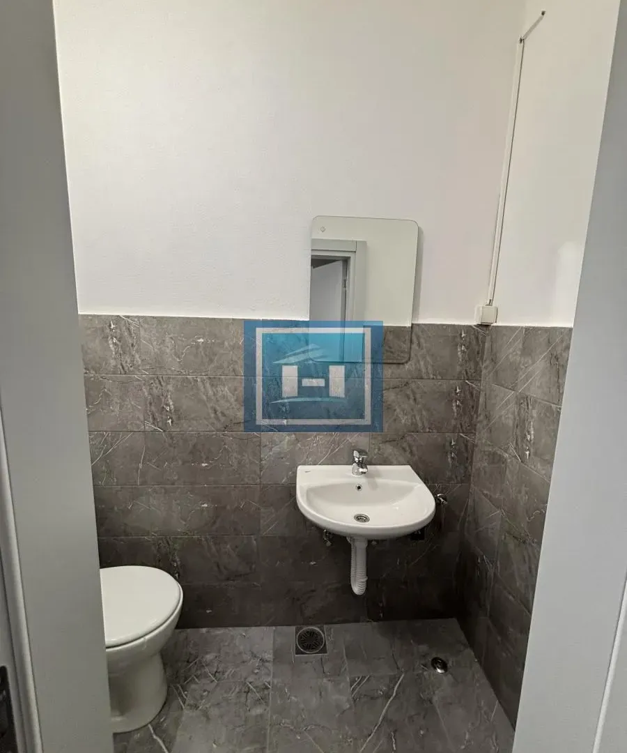 Sale, office space, 74m², Centar, Jagodina