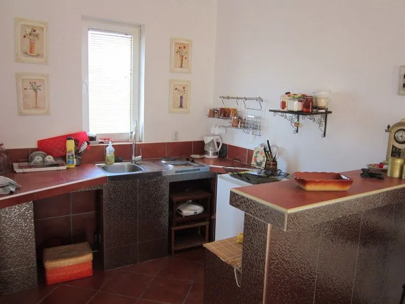 Prodaja, kuća, 380m², Utjeha, Bar