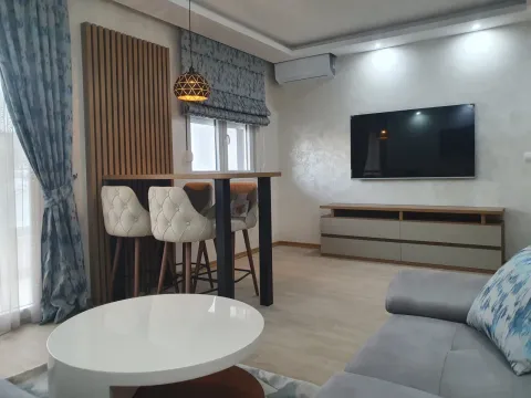 Prodaja, dvosoban stan, 70m², Budva, Crna Gora - image 1