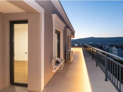 Izdavanje, trosoban stan, 163m², Preko Morače, Podgorica - image 20